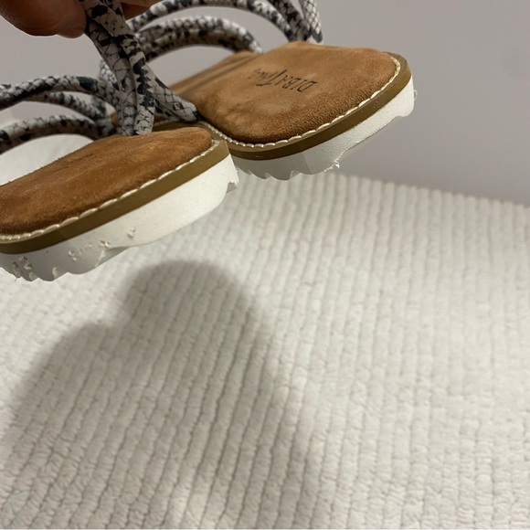 Diba True Cedar Cove Gray‎ Snake Leather Strappy Slide Sandals Size 7.5 Womens - Picture 11 of 13
